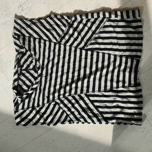 Saks fifth strip geometric boxy t-shirt tank top